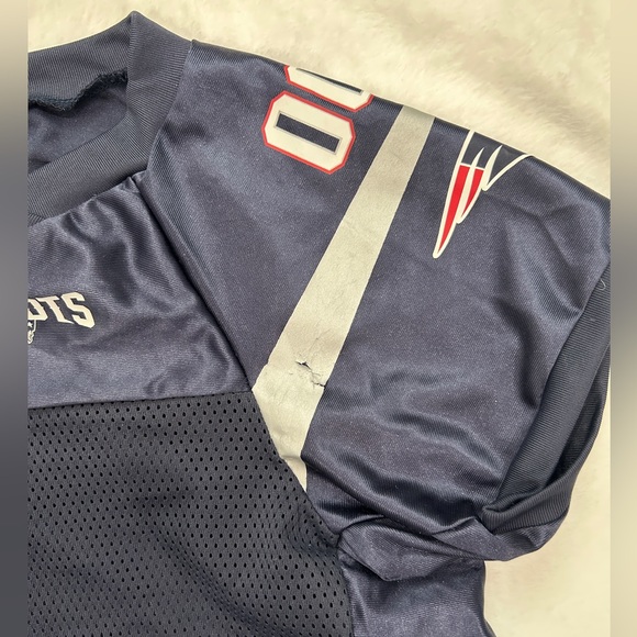 New England Patriots Pet Costume - Picture 5 of 9